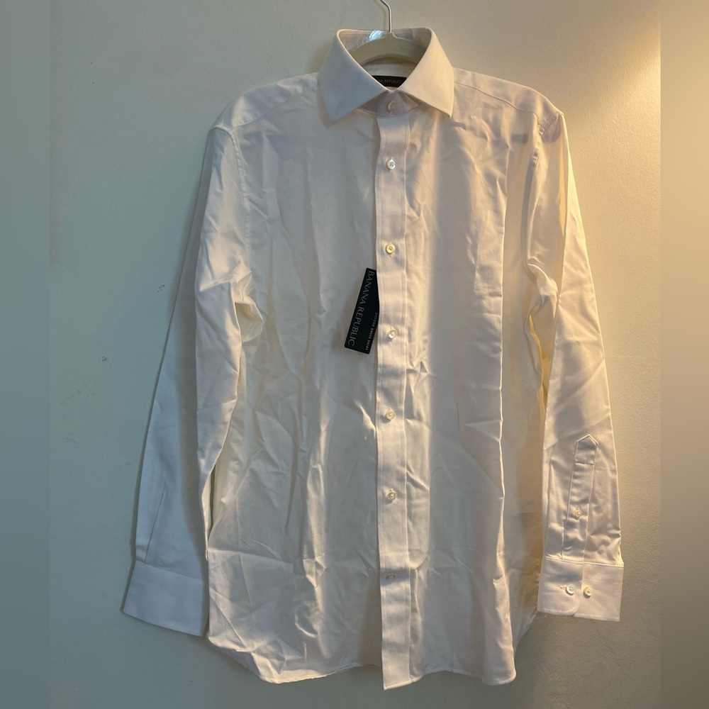 Banana Republic, White Dress Shirt, Medium, Slim Fit, Brand New.
